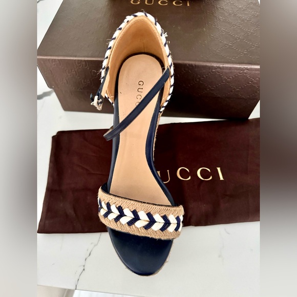 Gucci wedges. Worn once - Picture 8 of 10